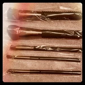 Makeup brushes &small zip bag